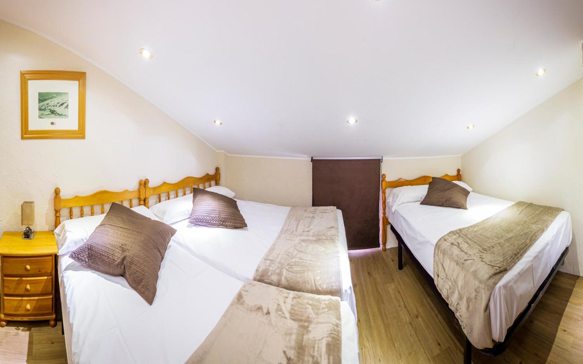 Hotel Les Neus Пас де ла Каса Екстериор снимка