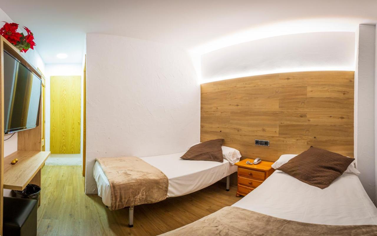 Hotel Les Neus Пас де ла Каса Екстериор снимка