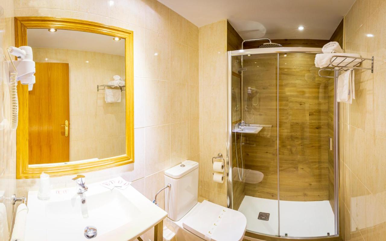 Hotel Les Neus Пас де ла Каса Екстериор снимка